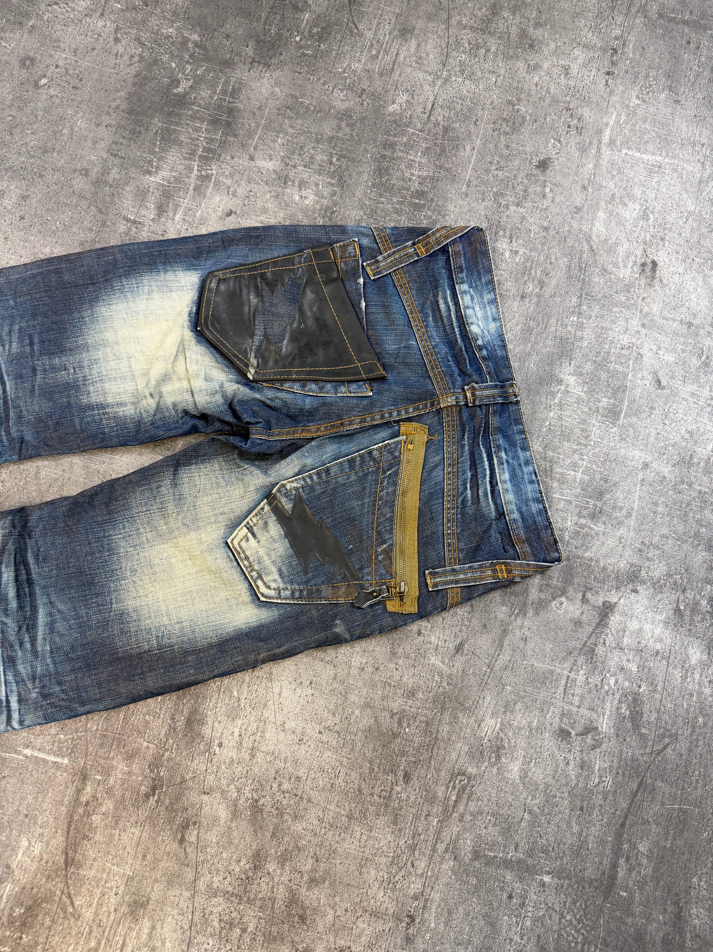 ULTRA WASHED OUT JAPANESE DENIM(S)