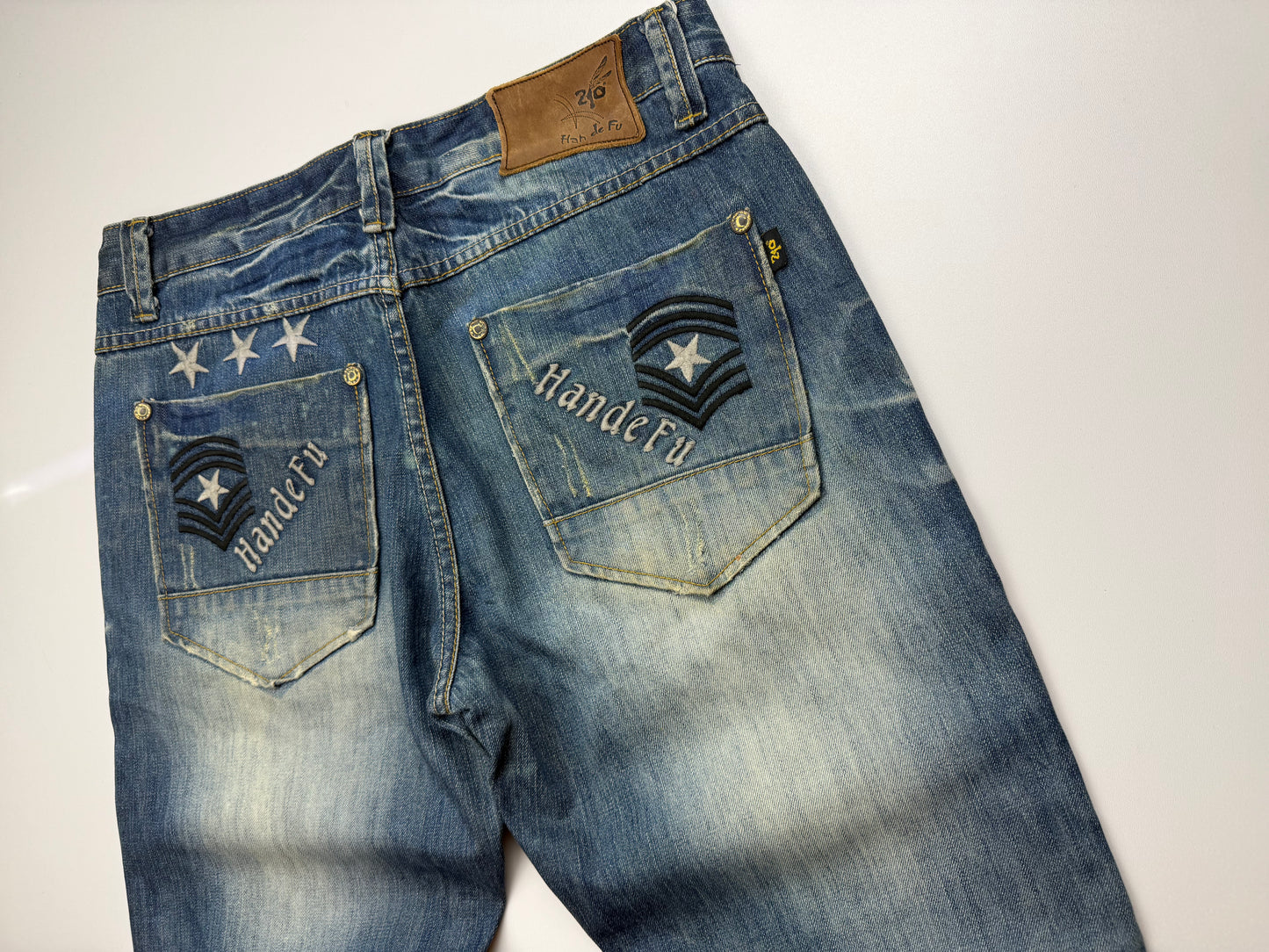 Japan Style Straight Fit Jeans (M)