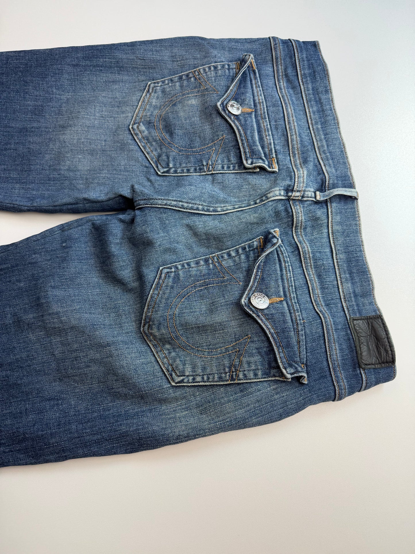 True Religion Flared/Bootcut Low Rise Jeans (M)