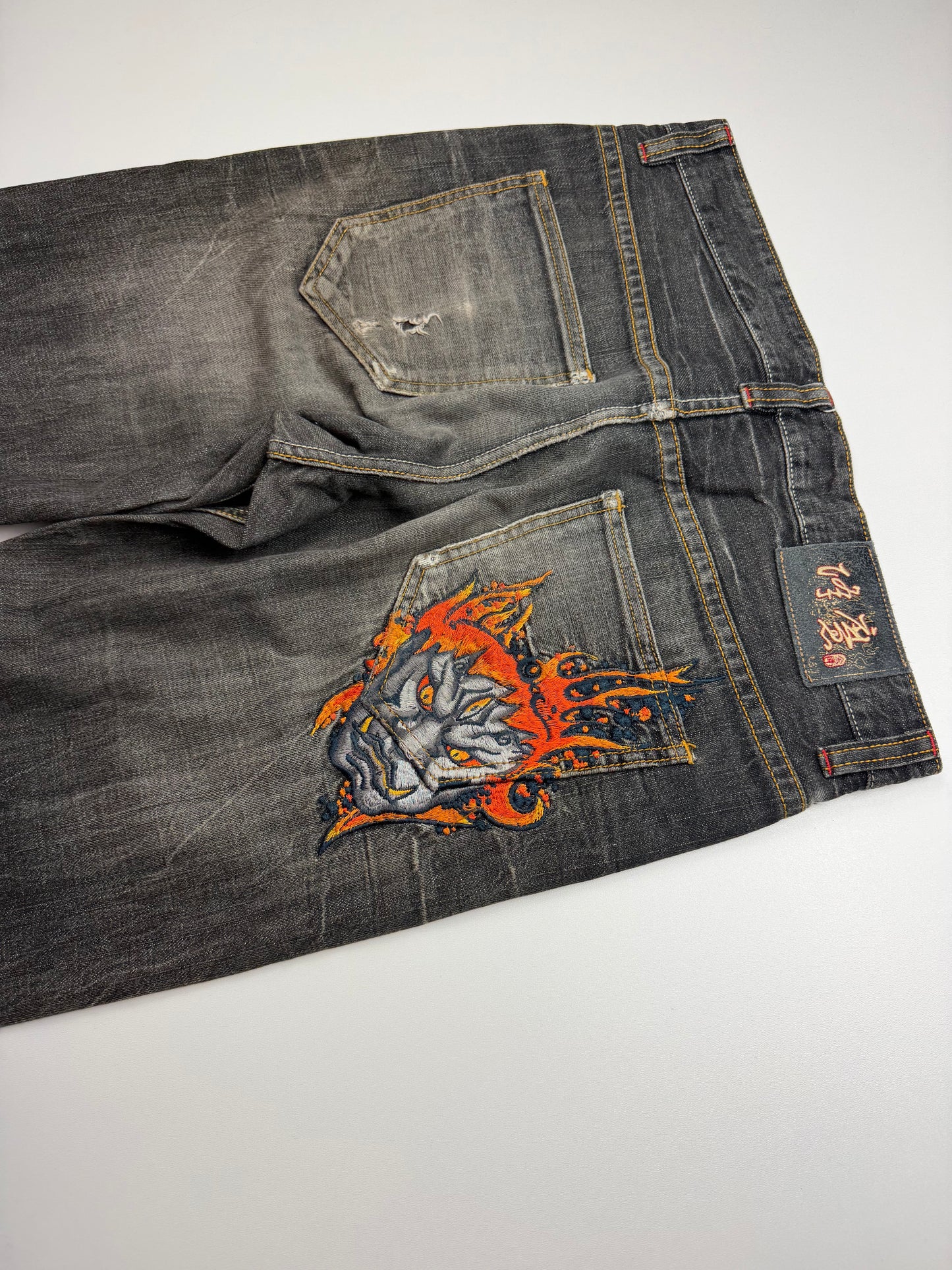 Japanese Style Straight Fit Jeans (M)